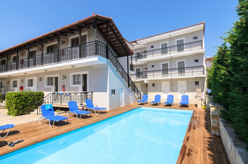Karras Livin Apartment Laganas Bagian luar foto