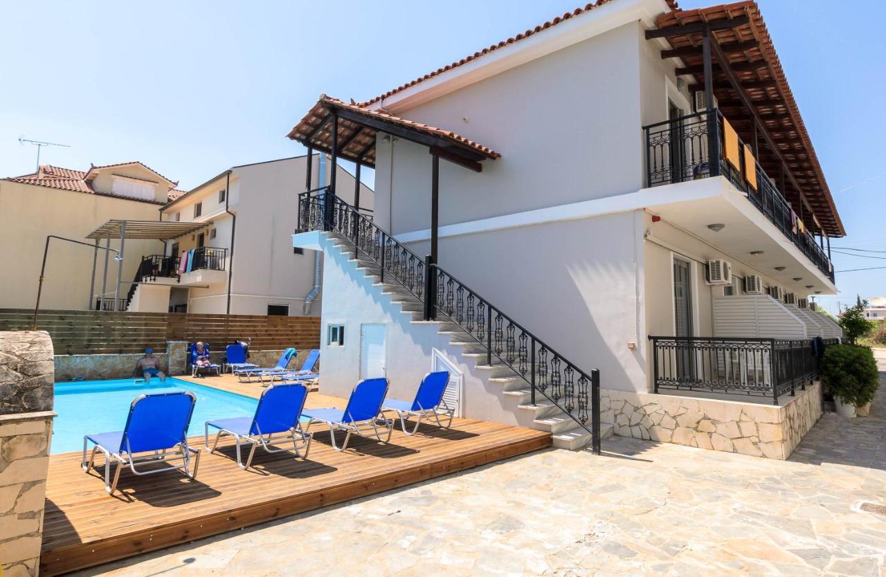 Karras Livin Apartment Laganas Bagian luar foto